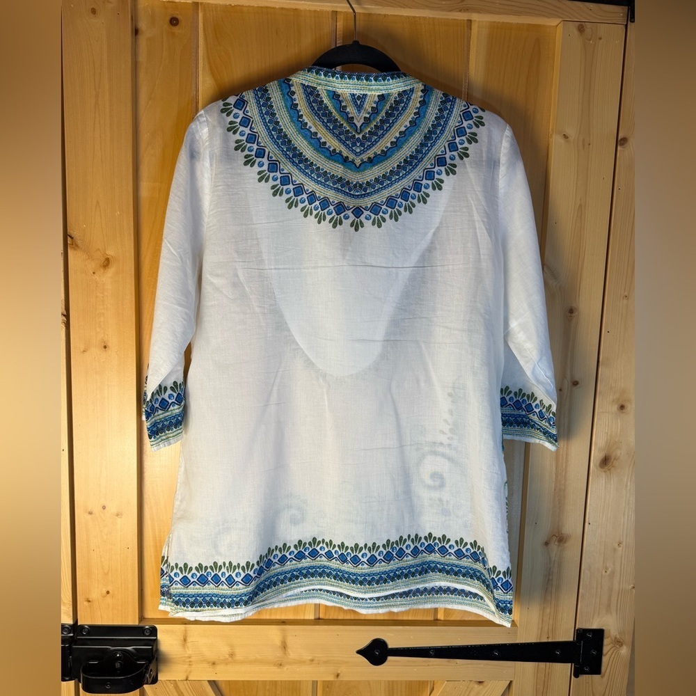 Chico's White Embroidered Cotton Boho Tunic Top Blue Embellished Beaded Size M - Picture 7 of 14